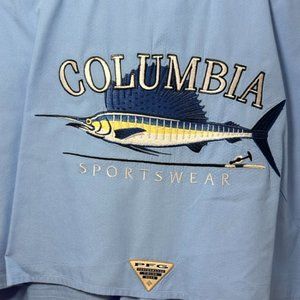 Columbia PFG Fishing Vented Blue Shirt with embroidered fish on back Sz. L